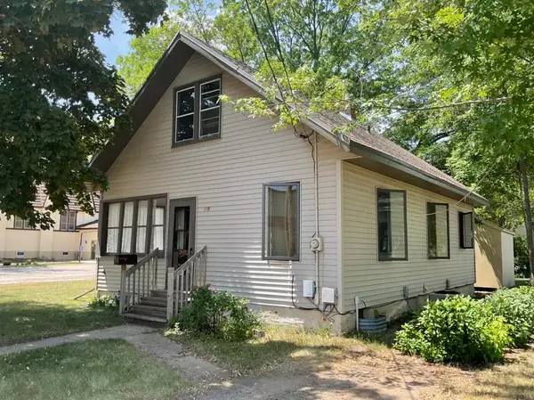 119 6th AVE N, Waite Park, MN 56387