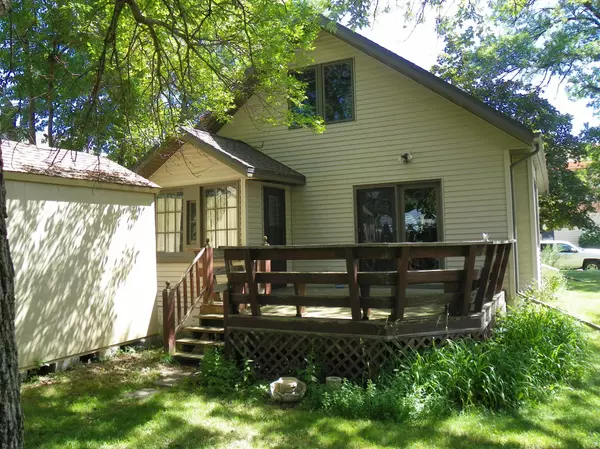 Waite Park, MN 56387,119 6th AVE N