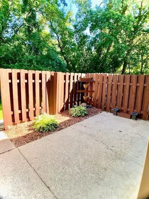 Saint Louis Park, MN 55416,4853 Cedar Lake RD S
