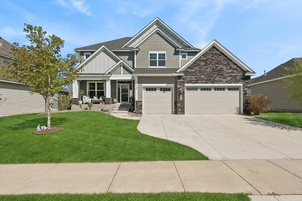 4262 Parkview LN, Anoka, MN 55303