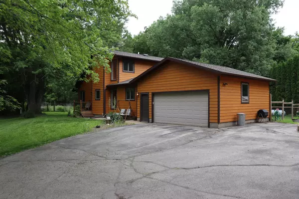 N3515 Welsh Coulee RD, Barre Twp, WI 54601