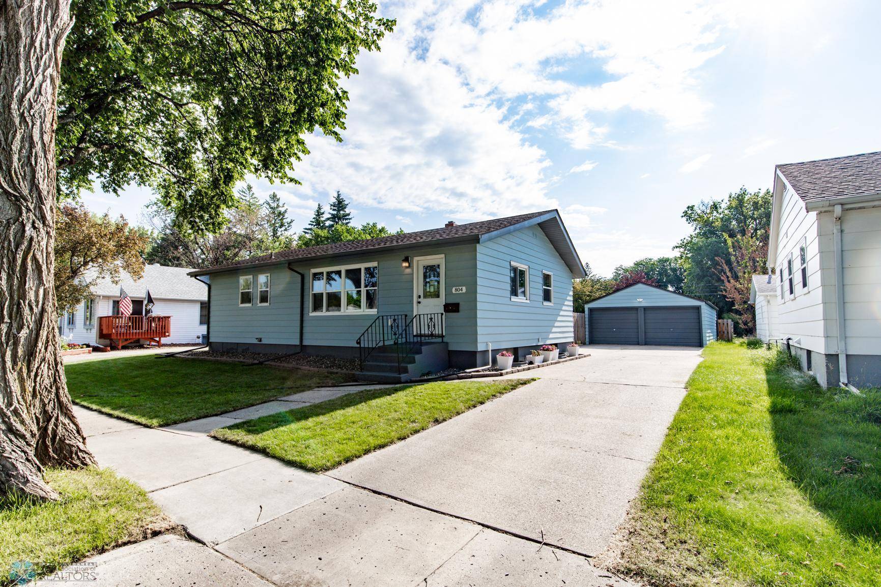 804 17th ST N,  Moorhead,  MN 56560