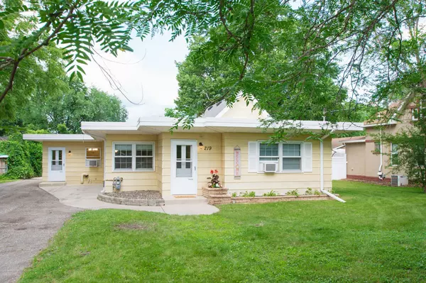 219 E 4th ST, Monticello, MN 55362