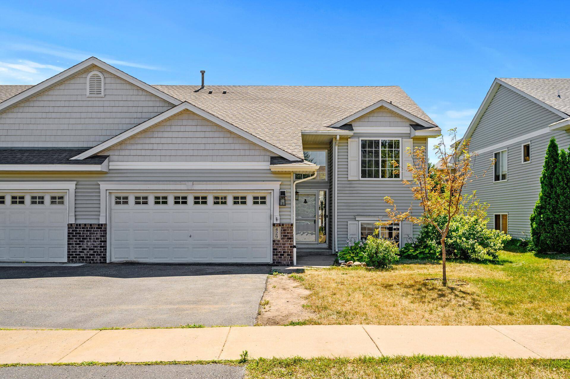 429 Meadow LN, Somerset, WI 54025