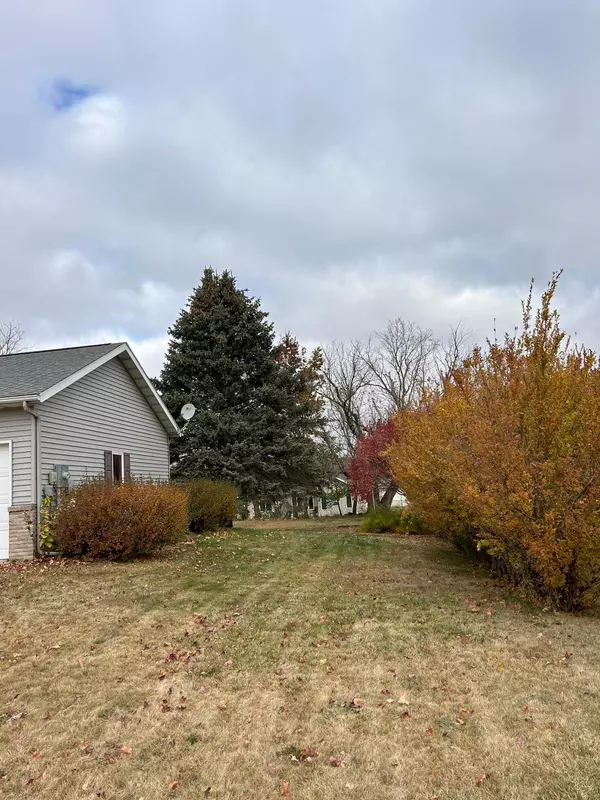 Plainview, MN 55964,320 4th AVE SE