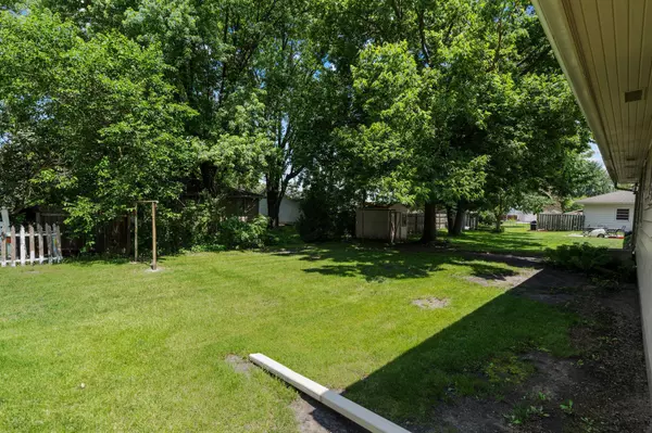 Waseca, MN 56093,721 9th AVE NE