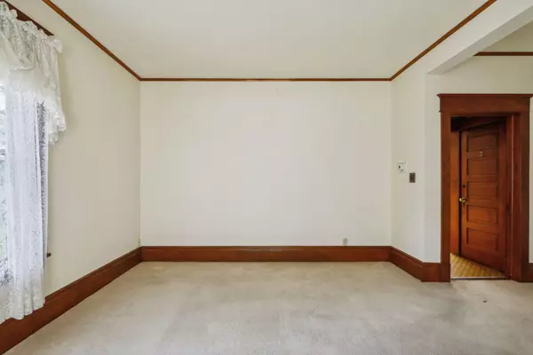 Saint Paul, MN 55108,1395 Albany AVE