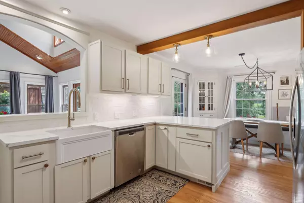Saint Louis Park, MN 55416,6224 Meadowbrook BLVD