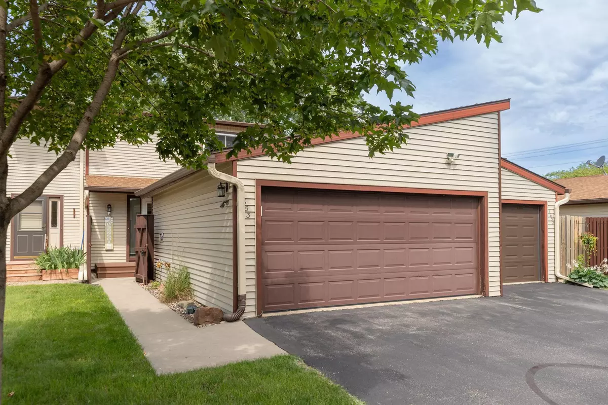 Rochester, MN 55904,1653 Meadow CIR SE