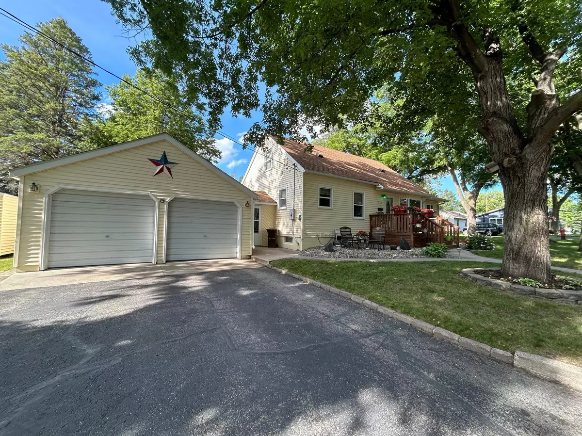 Montevideo, MN 56265,625 S 10th ST