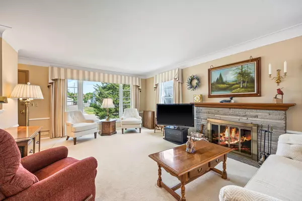 Robbinsdale, MN 55422,4101 43rd AVE N