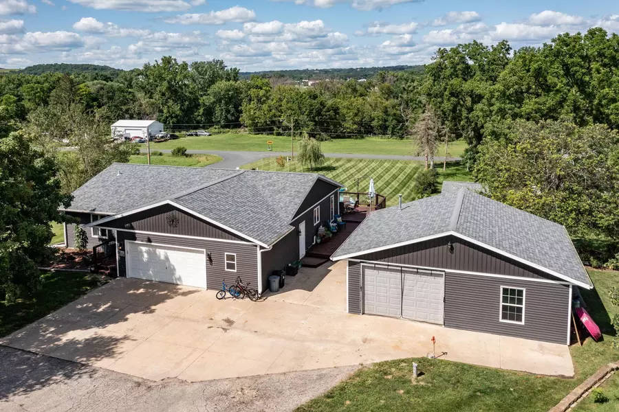 514 Pleasant ST SW, Chatfield, MN 55923