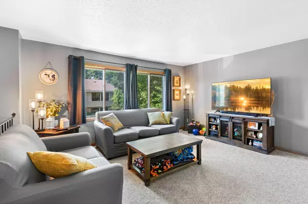 Vadnais Heights, MN 55127,4295 Evergreen DR