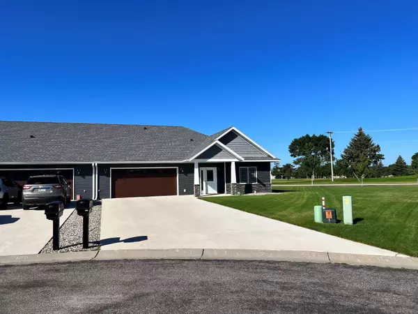 Sauk Centre, MN 56378,863 Cates Estates DR