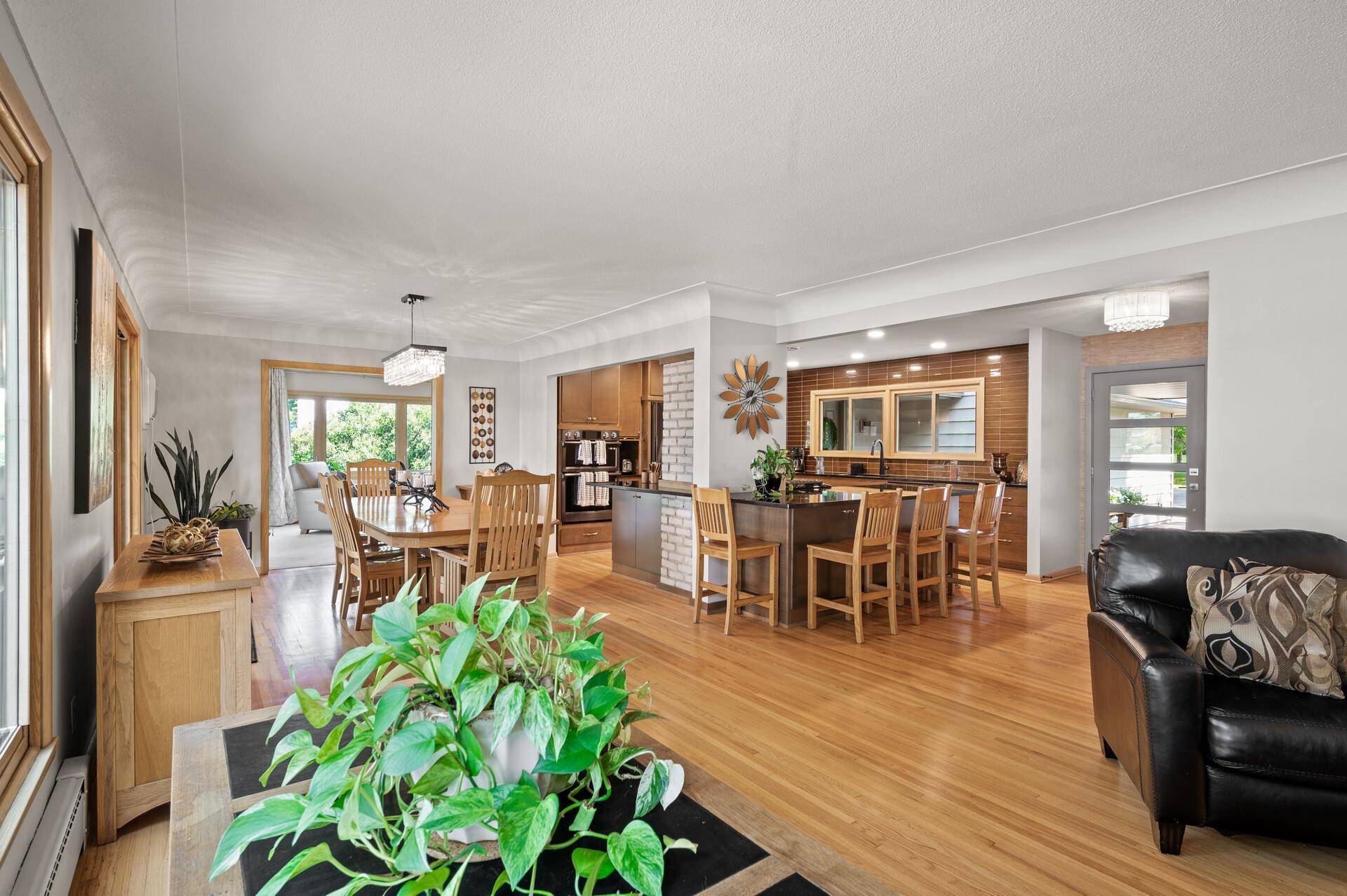 Anoka, MN 55303,1313 Oakwood DR