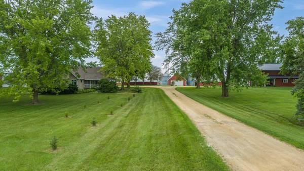 59597 185 ST,  Decoria Twp,  MN 56001