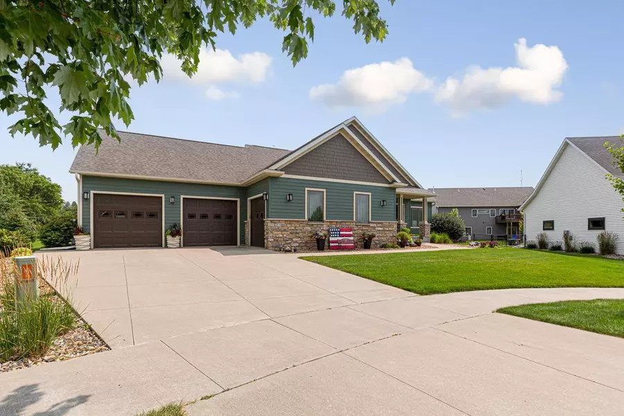 2874 Tee Time RD SE, Rochester, MN 55904