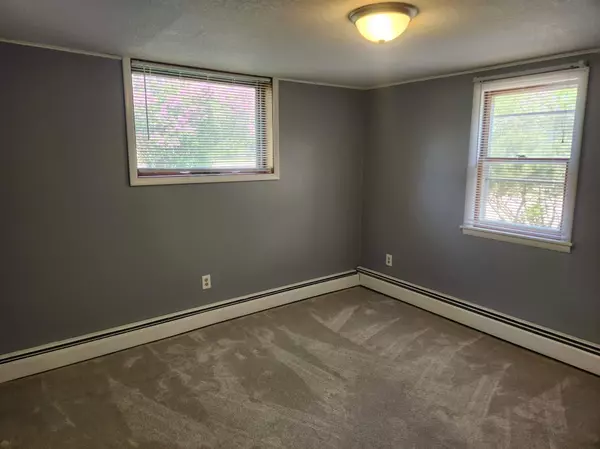 Hutchinson, MN 55350,255 6th AVE NE