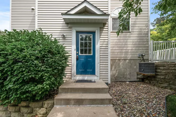 Chanhassen, MN 55317,2879 Arboretum Village TRL