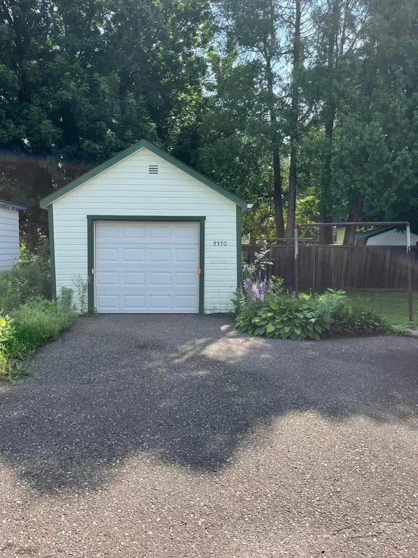 Minneapolis, MN 55406,3320 E 31st ST