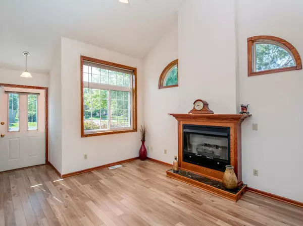 Inver Grove Heights, MN 55076,8842 Branson DR #44