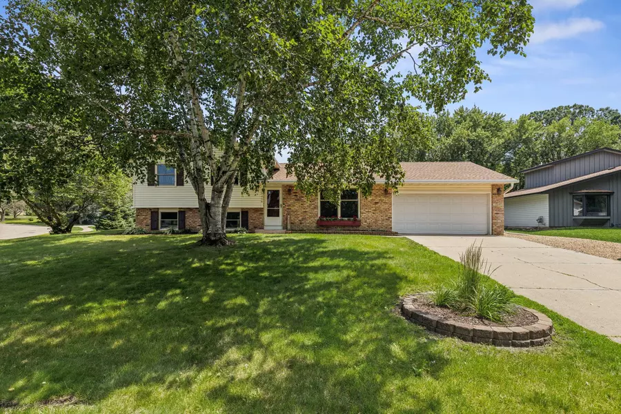 13406 Florida CT, Apple Valley, MN 55124