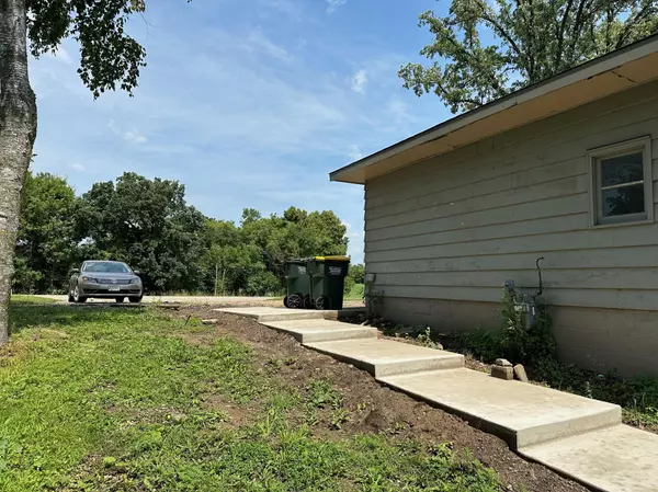 New London Twp, MN 56288,6445 132nd AVE NE #2