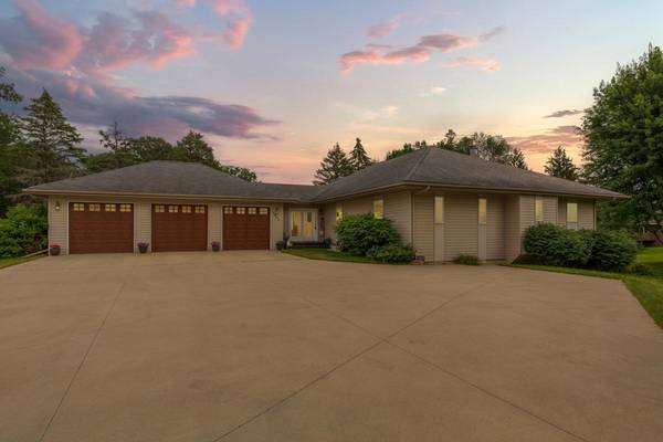 1575 Mineral Springs RD, Owatonna, MN 55060