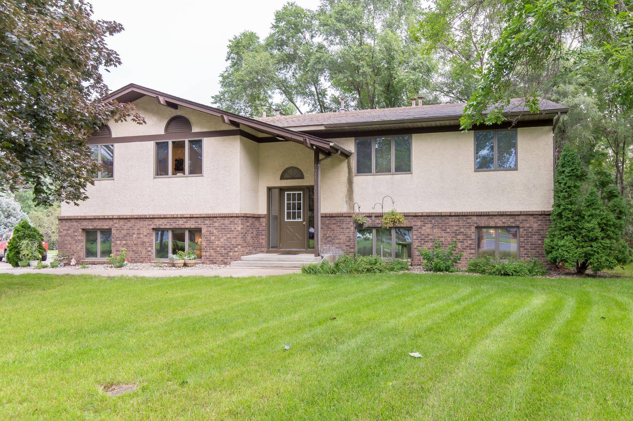 Shakopee, MN 55379,1611 Roundhouse CIR