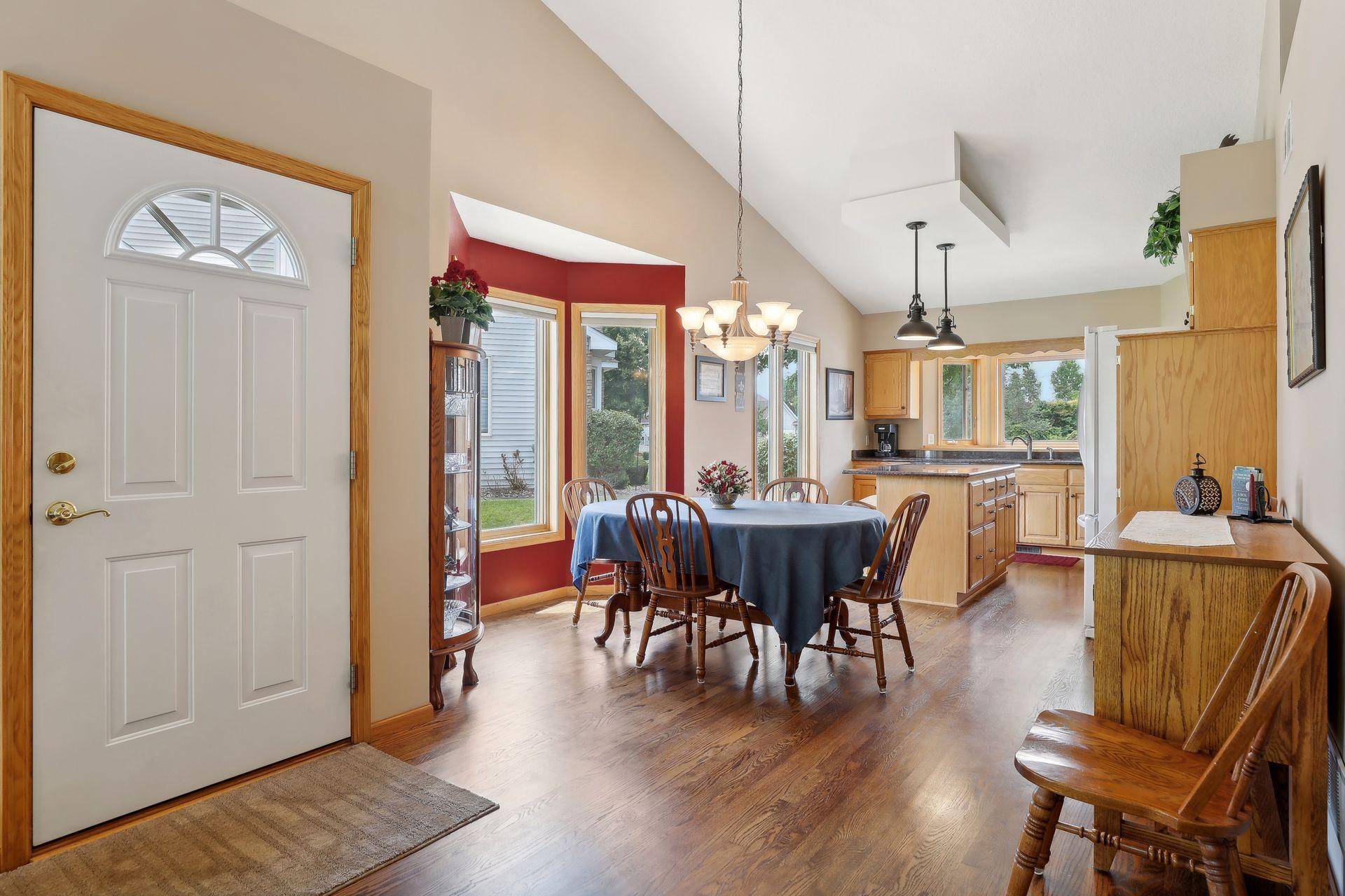White Bear Twp, MN 55127,4846 Moon Lake CIR