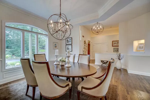 Mahtomedi, MN 55115,34 Forest TRL