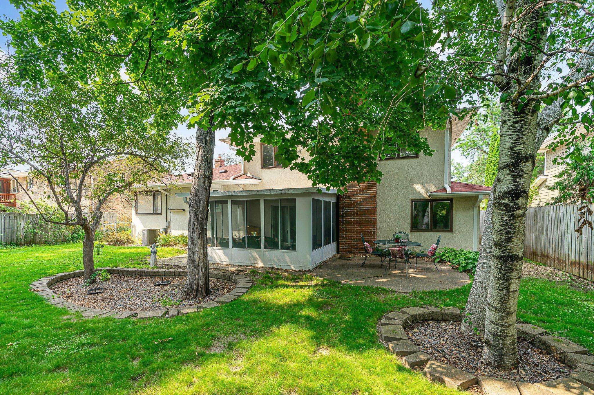Saint Paul, MN 55119,2170 Powers AVE
