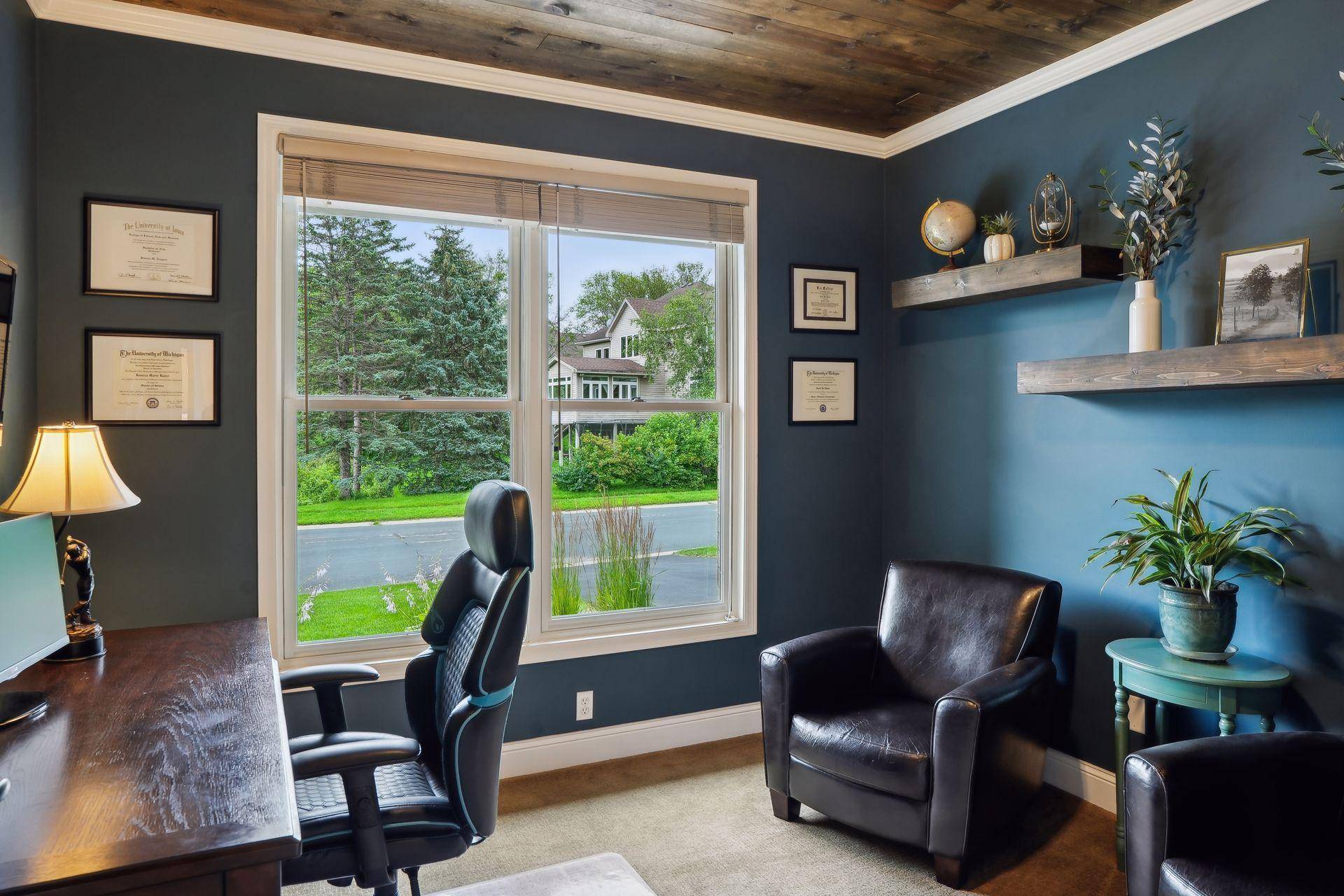Eden Prairie, MN 55347,8838 Victoria DR