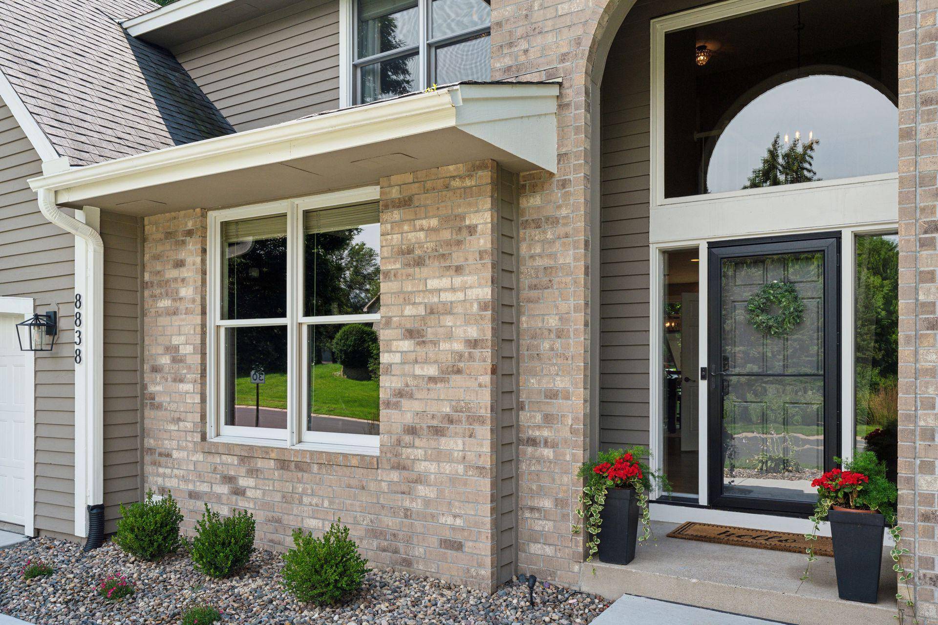 Eden Prairie, MN 55347,8838 Victoria DR