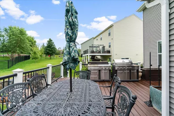Chanhassen, MN 55317,1807 Marigold CT