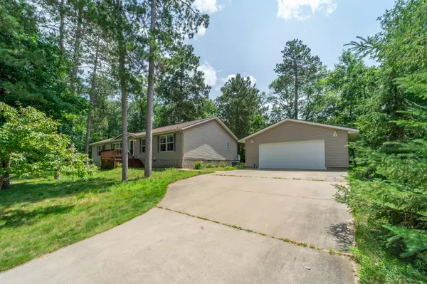 4035 McGill ST, Pequot Lakes, MN 56472