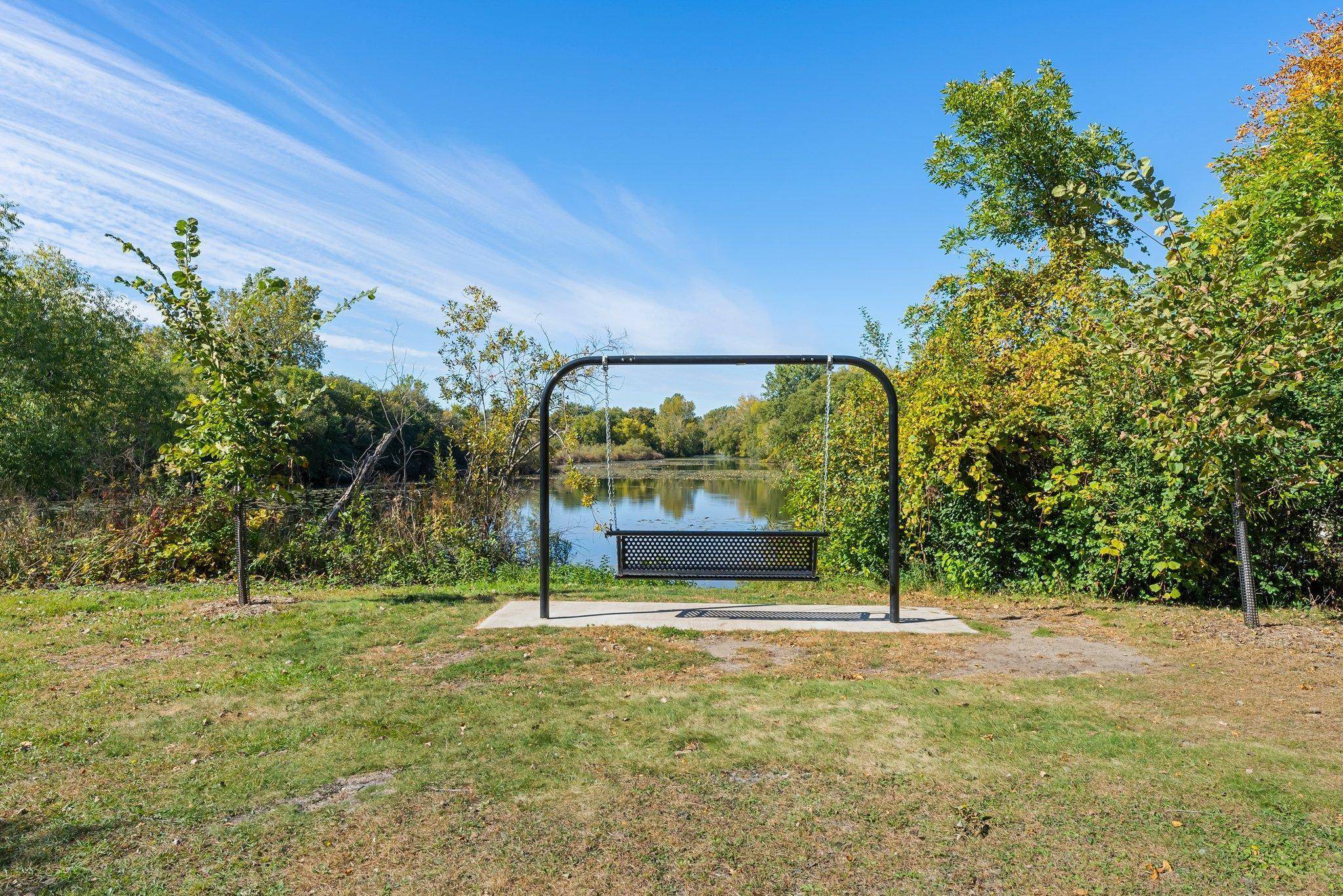Mounds View, MN 55112,2558 Moundsview DR #53