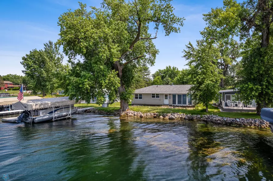 14646 Tradewinds RD, Lake Eunice Twp, MN 56511