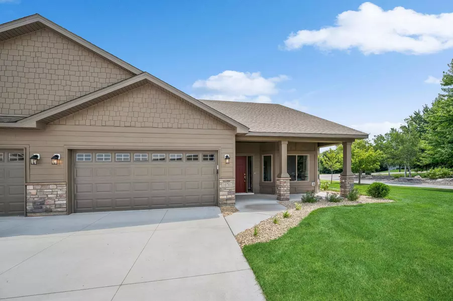 10701 Settlers LN, Hanover, MN 55341