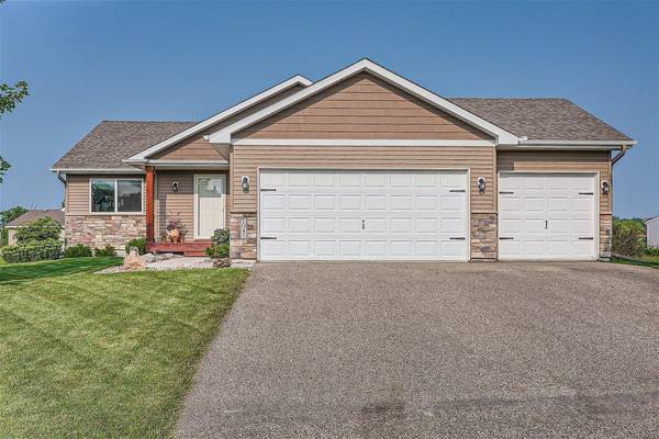 1045 Fox XING, Norwood Young America, MN 55397