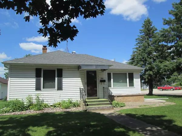 Kenyon, MN 55946,722 Pine ST