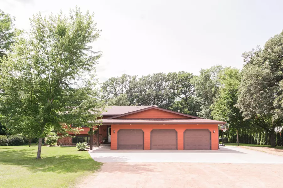 17374 Baseline AVE, Sand Creek Twp, MN 55352