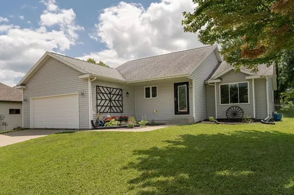 802 Scenario LN SW, Rochester, MN 55902