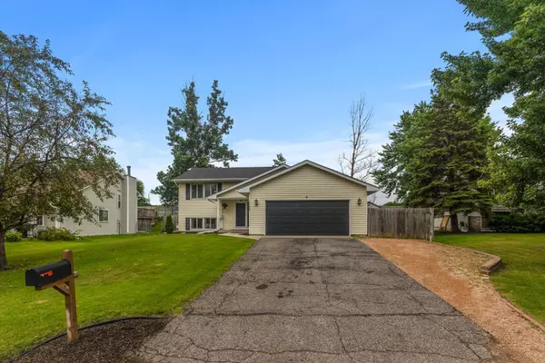 Shakopee, MN 55379,1728 Thistle LN