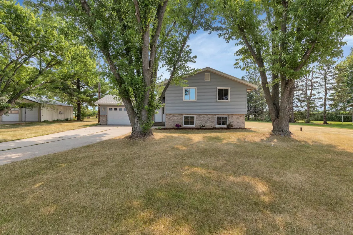 Saint Augusta, MN 56301,22298 State Highway 15