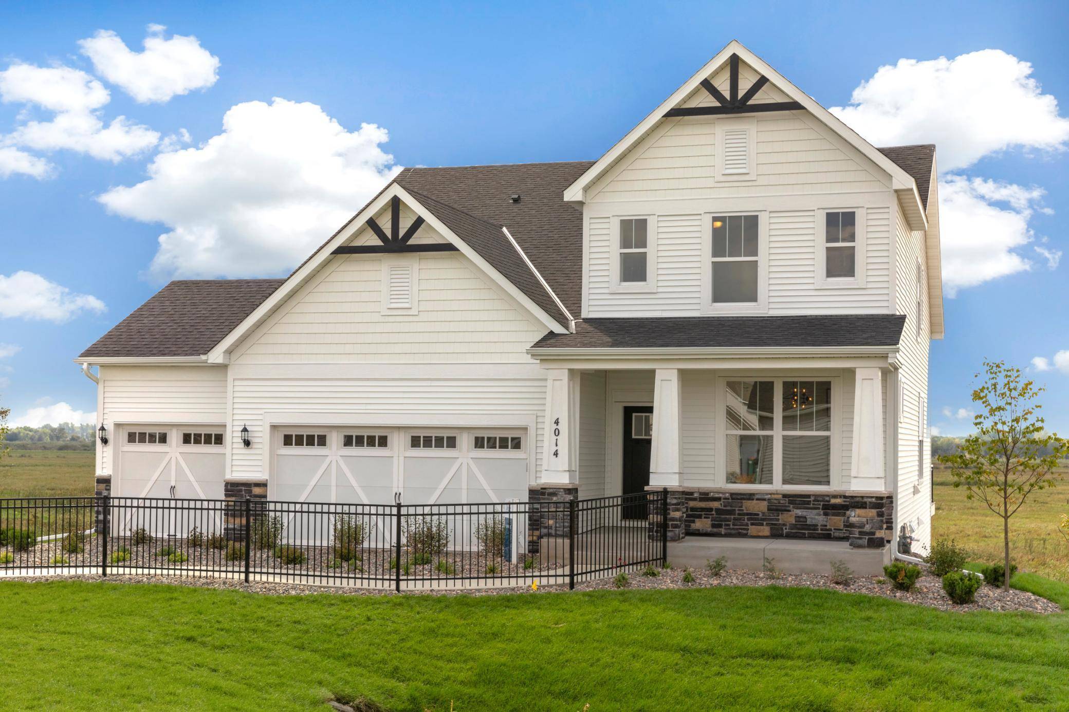 10632 Juneau LN N, Maple Grove, MN 55369