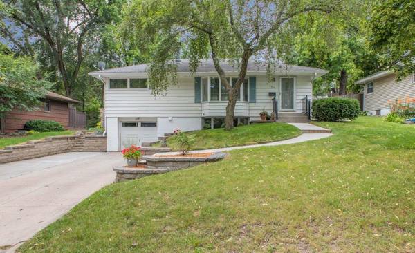 1410 Kilmer AVE,  Saint Louis Park,  MN 55426