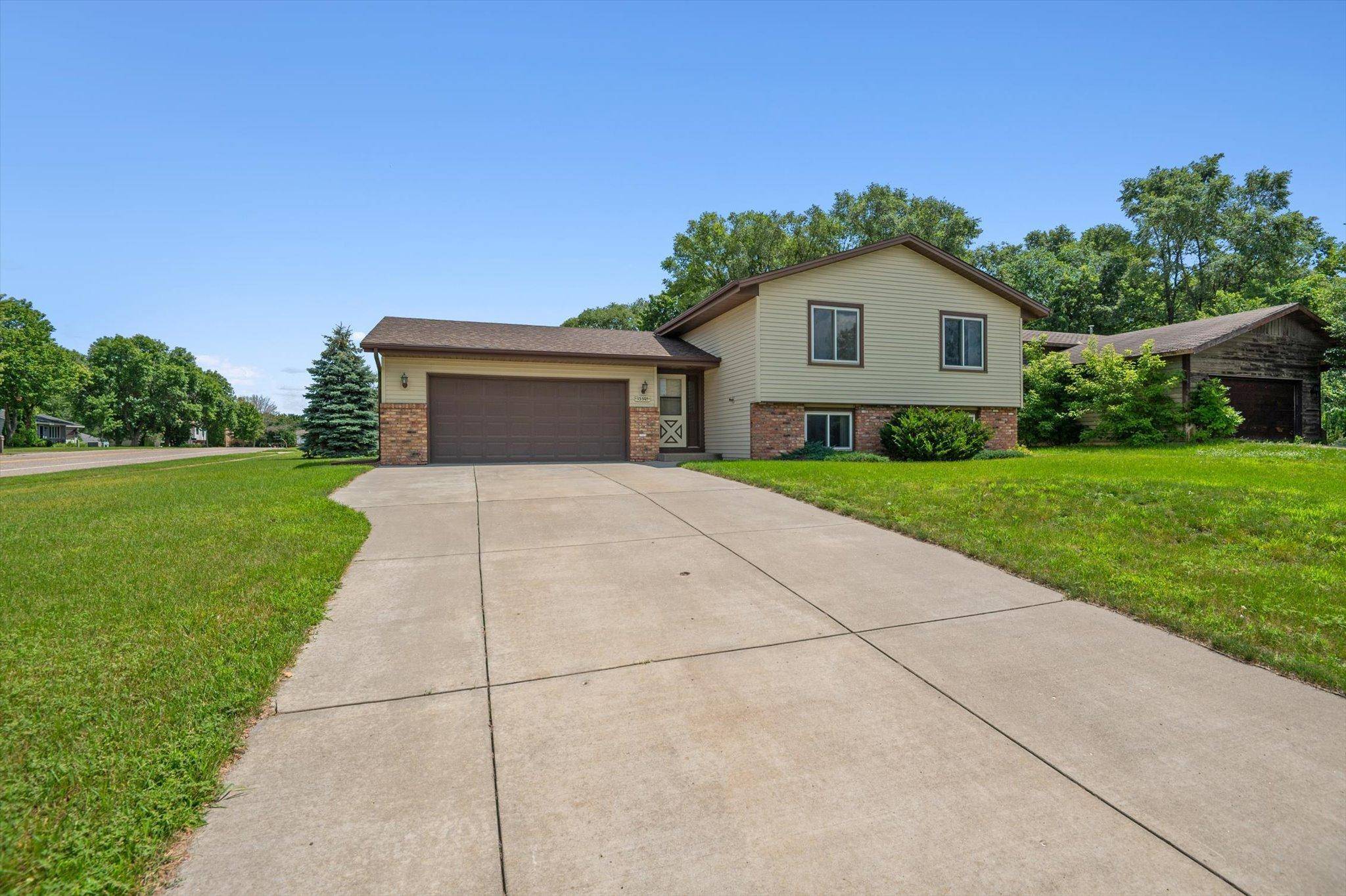 Savage, MN 55378,13301 Lynn AVE