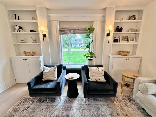 Marshall, MN 56258,406 Marshall ST W