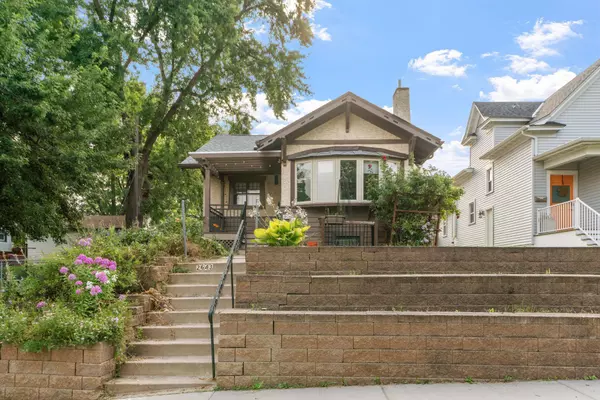 2643 Buchanan ST NE, Minneapolis, MN 55418